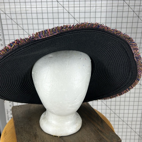 CC exclusives paper polyester blend summer beach chat - Picture 4 of 11